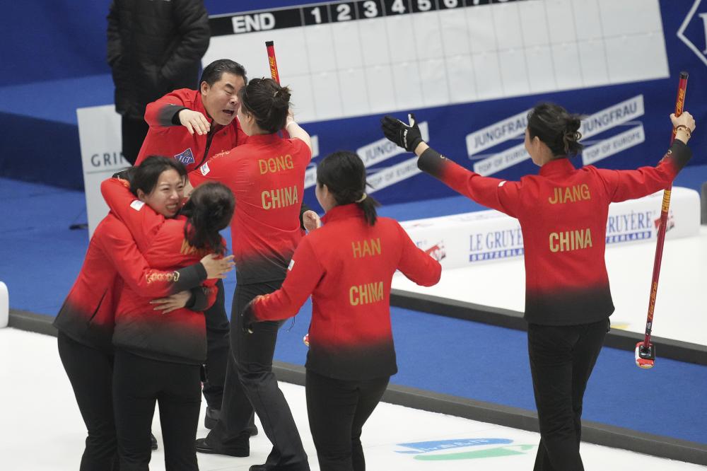 中国女篮球员杨舒予遭遇饭圈干扰：不要接送机，我觉得很恐怖澎湃新闻.